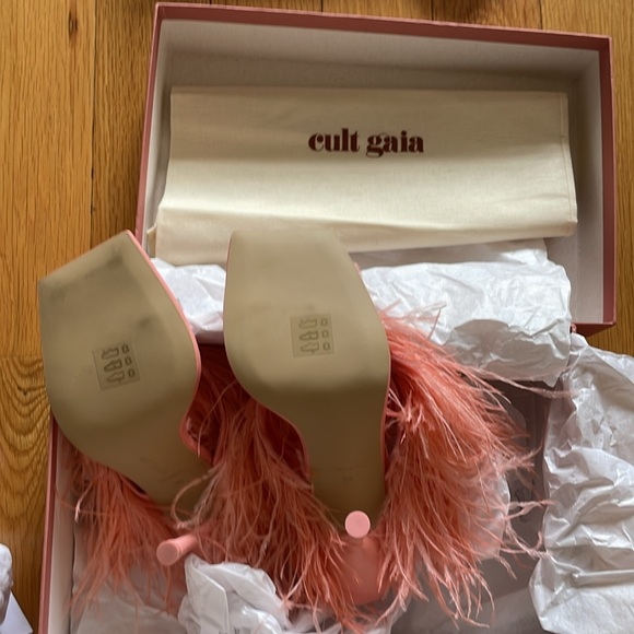 CULT GAIA Shannon feathered mules with stiletto heel is size 6/36 EU - Picture 5 of 10